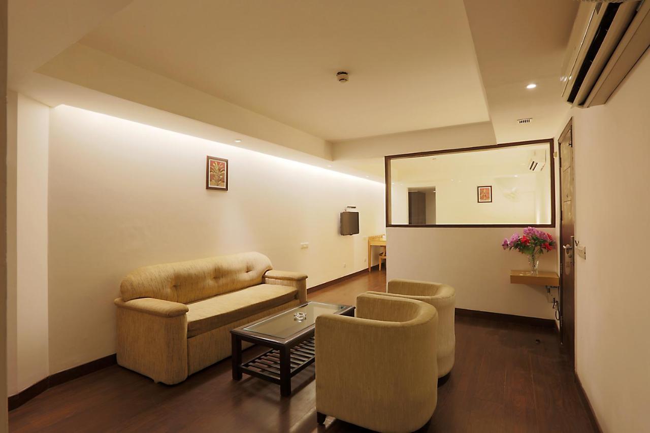 ניו דלהי Hotel Arch Plaza - Near Yashobhoomi Convention Centre Dwarka מראה חיצוני תמונה