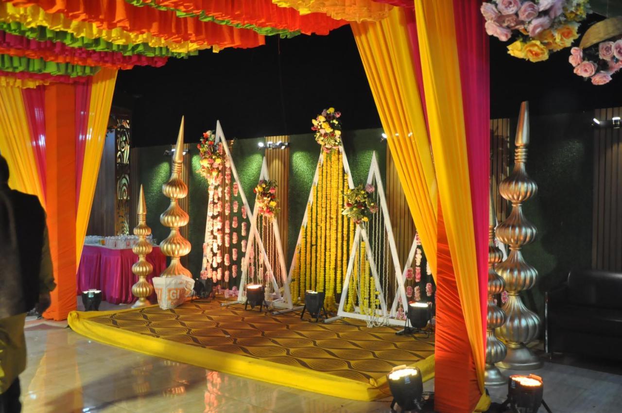 ניו דלהי Hotel Arch Plaza - Near Yashobhoomi Convention Centre Dwarka מראה חיצוני תמונה