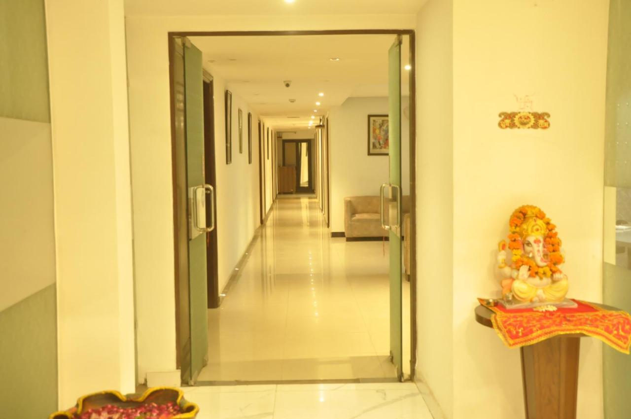 ניו דלהי Hotel Arch Plaza - Near Yashobhoomi Convention Centre Dwarka מראה חיצוני תמונה